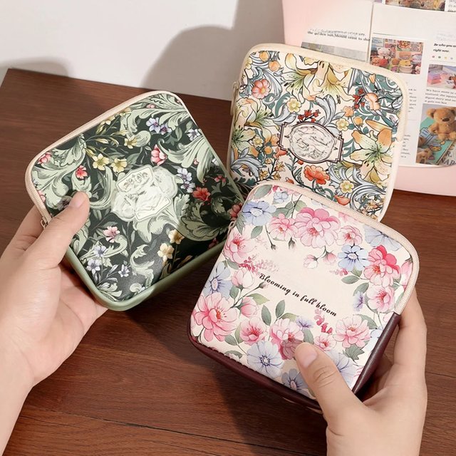 Sanitary Napkin Storage Bag Cosmetic Makeup Bag Coin Purse Large Capacity Sanitary Pads Bag Portable Mini Data Cables Organizer