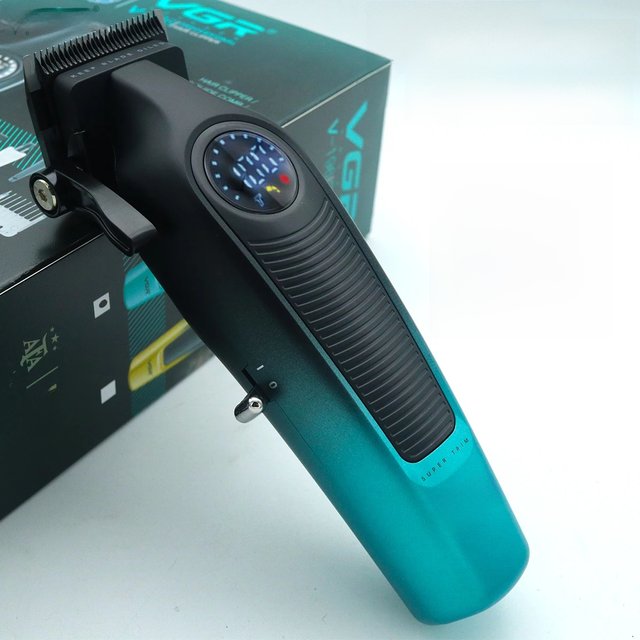 VGR 196 Professional Hair Clipper DLC Blade LED Display Cordless USB Ceramic Blade Men's Haircut Machine Hair Trimmer Machine