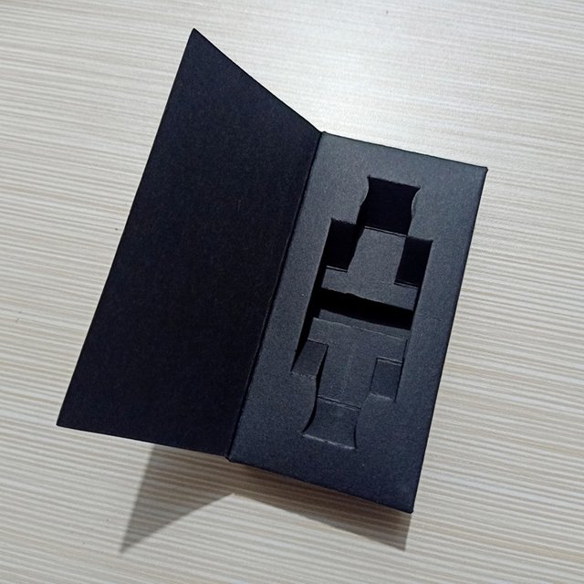 100 Pcs/Lot Perfume Bottle Packaging Box Is Only Suitable for 17x77mm and 17x87mm Bottles, Black Box and White Box Print Logo Pa