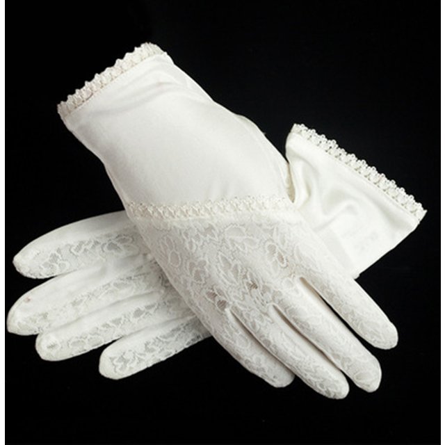 100% Natural Mulberry Silk Gloves Female Summer Thin UV Sunscreen Breathable Sleep Moisturizing Lace Flowers Driving Mittens M49