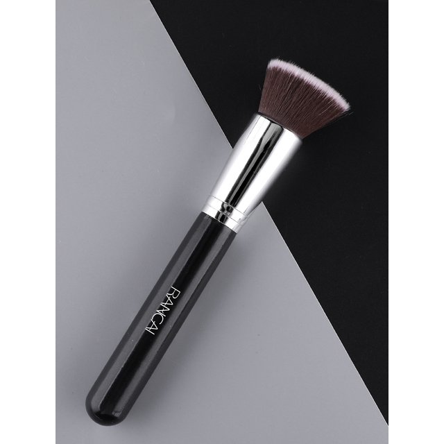 Flat Top Kabuki Foundation Brush Black Makeup Brush for Liquid Cream and Powder Contour Buffing Blending Concealer Face Brush