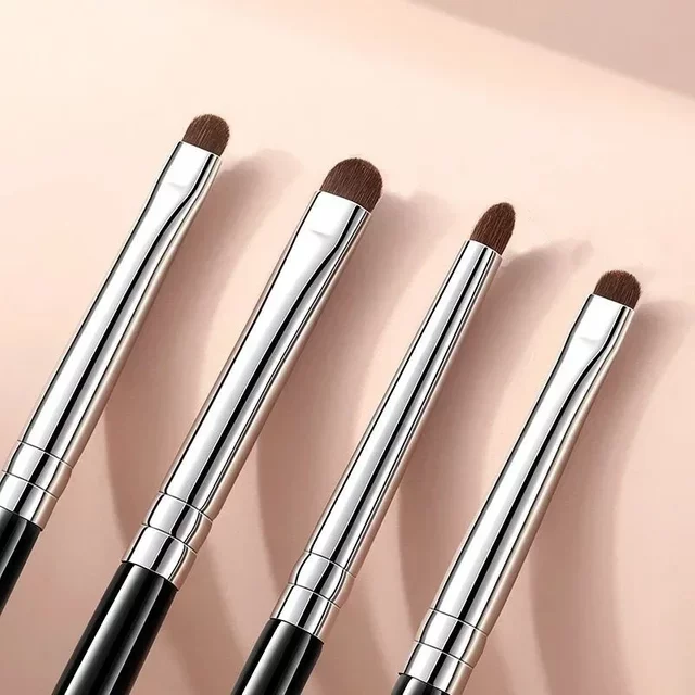 Small Angle Precise Detail Eyeshadow Brush Soft Horse Hair Eyelid Highlighter Lying Silkworm Makeup Brushes Eyes Make Up Tools