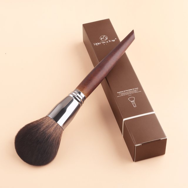 1PC Makeup Brush Complete powder Brush Eyeshadow Soft Makeup Brush Beauty Tools Smudge Brush Single