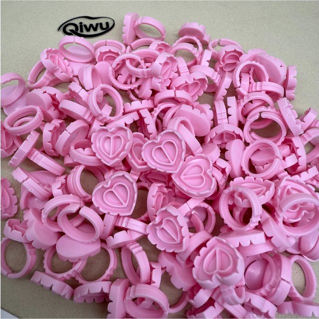 100 Pcs Disposable Eyelash Glue Ring Holder Cup Heart-shaped Plastic Tattoo Pigment Holder Pallet Eye Lash Extension Makeup Tool