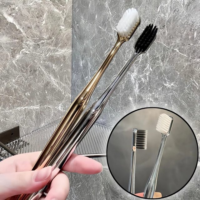 1-4pcs Luxury Toothbrush Gold Silver Tooth Brush Adult Dental Brushes Middle Hard Bristles Elegance Shining Toothbrushes