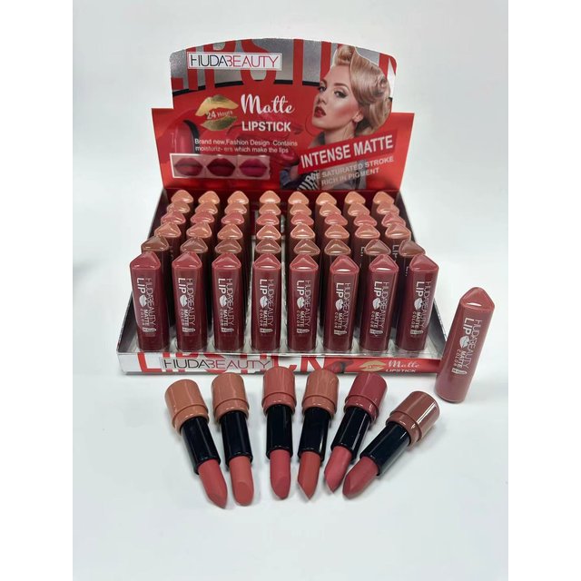 6 colors Lipstick Matte Lip Gloss Waterproof Huda Nued Lip Glaze Tint Non-stick Non-Fading Lips Makeup Cosmetic Lip Care