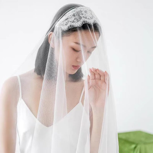 Two Layers Juliet Vintage Lace 2T Weding Bridal Veils With Blusher Off White Tulle Pearls Cathedral Long Accessories For Brides