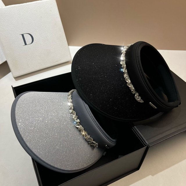 Summer Sunscreen Panama Luxury Rhinestone Sun Hats for women Visors Beach UV Protection Empty Top Hat Outdoor Ponytail Hat