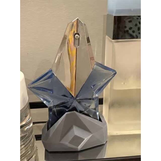 Display Stand Compatible with Mugler Star Perfume Bottles - Fits 25ml & 50ml Sizes, Fragrance Organizer, Star-Shaped Bottle Hold