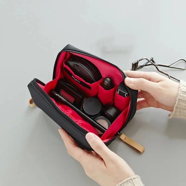 2026 New Luxury Women Cosmetic Bag Solid Color Korean Style Makeup Bag Pouch Toiletry Bag Waterproof Makeup Organizer Case Bag
