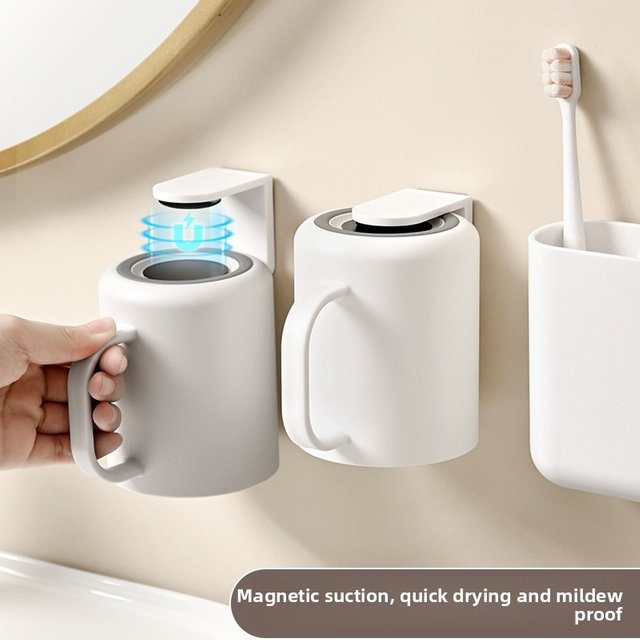 Magnetic wall-mounted mouthwash cup with handle, toothbrush holder, wall-mounted plastic toothbrush cup