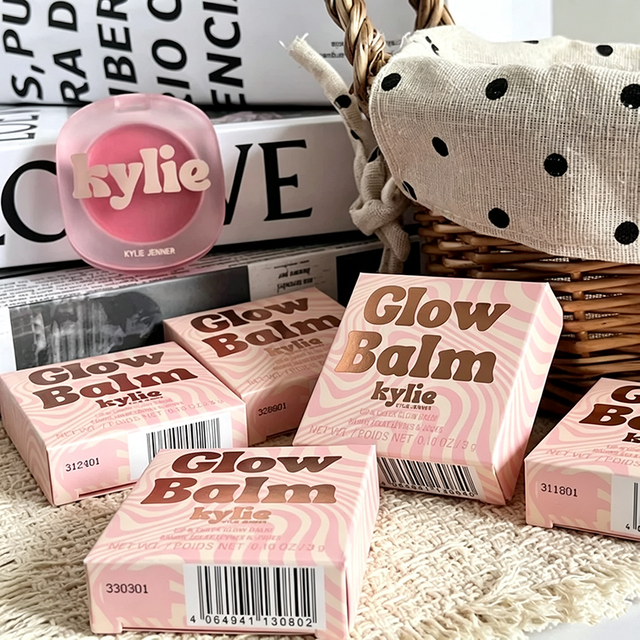 Blush crème de la marque originale Kylie, longue tenue, facile à estomper, hydratant, illuminateur pour le visage, maquillage pour un teint naturel, produit cosmétique pour femmes.