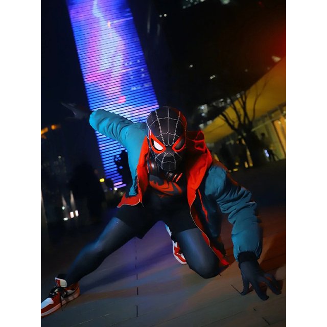 Cool Spider Man Mask Can Blink Headgear Mask Anime Cosplay Headgear Face Mask Accessories Toys Boys Party Gifts