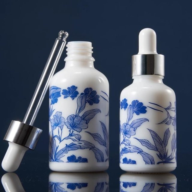 10 15 30ml Ceramic Blue White Porcelain Essential Oil Dropper Bottles Leakproof Travel Friendly Container For Storing Facial Bod
