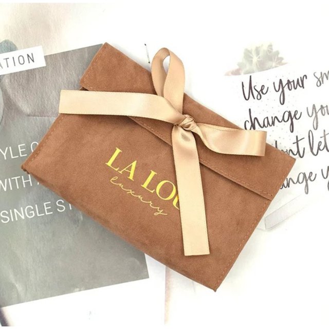 50pcs Black Velvet Envelope Bags Makeup Jewelry Suede Logo Custom Ribbon Dust Sack Flip Flannel Gift Pouches Gift Bag Luxury