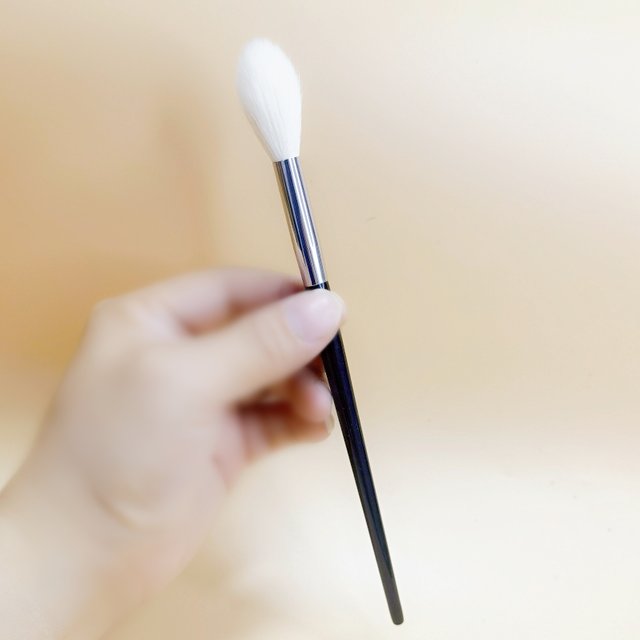 Highlighter Makeup Brushes Blush Natural Hair High Quality Eye Shadow Blender Contour Eyebrow Eyeshadow Make Up Brush