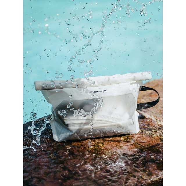 Naturehike Toiletry Bag IPX8 Waterproof for women Reusable Storage Bag Zipper Cosmetic Bags Portable Travel Make Up Wash Bags