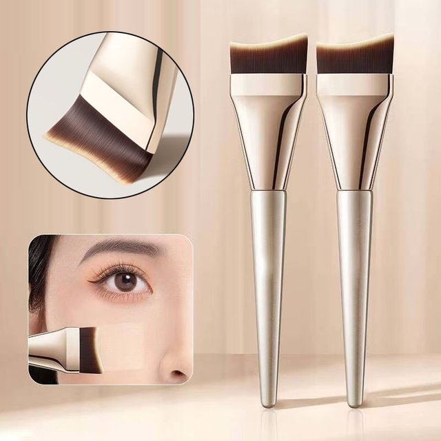 Foundation Brush, Streak-Free Concealer Blending Brush for Liquid Makeup, Super Soft Non-Absorbent Cosmetic Tool, 1Pc