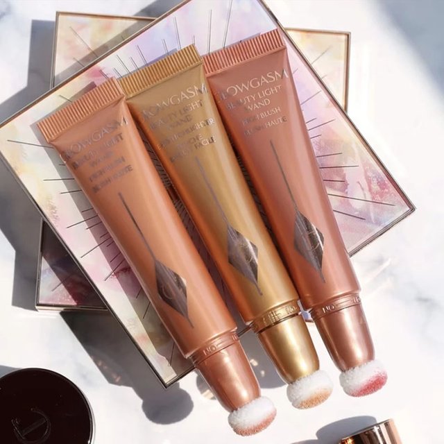 Charlotte Tilbury Highlight Spotlight Brightening Air Cushion Pen High Gloss Cosmetic Powder Blusher Air Cushion Pen Star Makely