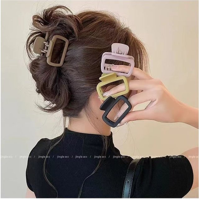 1PC Square Lightweight Hair Claw Clip for women Fashionable Elegant Hair Accessory Clip Suitable for Hair Styling Makeup