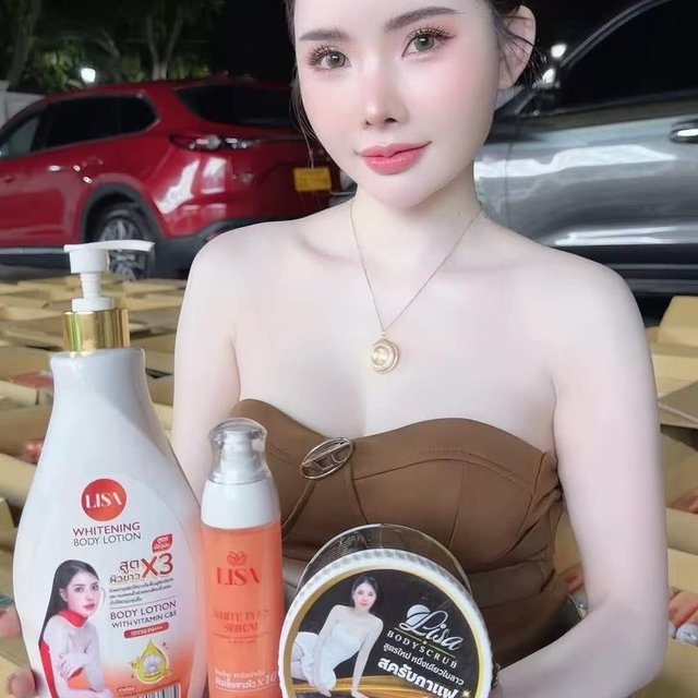 LISA Whitens Set Thailand X3 Collagen Removes Dark Spots Serum Scrub Body Lightens Bright White Smooth Moisturizes Skincare Kit