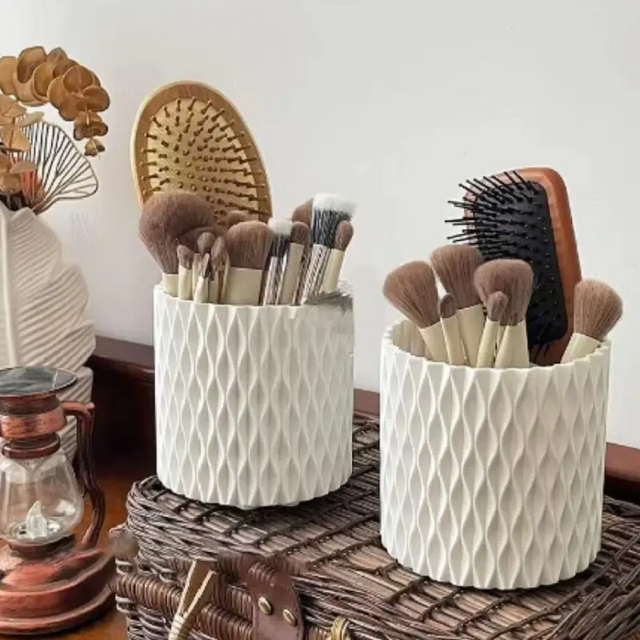 360 Rotation Large Capacity Makeup Brush Bucket Lipstick Eyebrow Pencil Eye Shadow Brush Storage Cartridge Portable Brush box