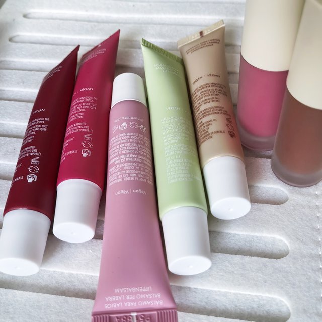 Hot Brand Summer Lip Balm Moisturizing Mirror Lip Gloss Lip Vanilla Pink Sugar Pink Guava Smell Lipstick Transparent Oil Makeup