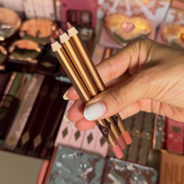 Charlotte Tilbury New Pillow Talk Big Lip Plumpgasm Lip Cheat Collagen Lip Bath CT Lipliner Makeup Lipstick Moisturize Lip Gloss