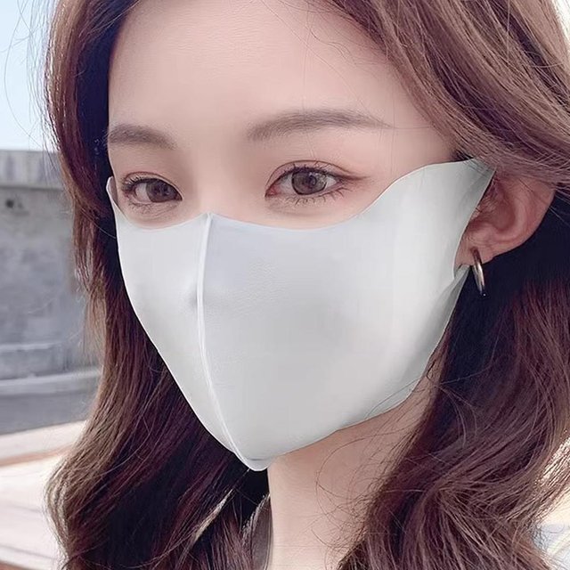 Summer Sunscreen Traceless Mask for women 3D Stereoscopic UV Protection Riding Breathable Ice Silk Thin Sunscreen Mask