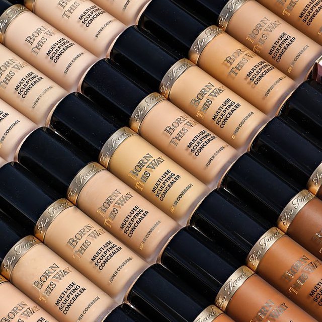 Too Faced Makeup Born Super Coverage Multi-Use Concealer with Hyaluronic Acid Retouches Wide Range Of Flawless Shades 13.5ml