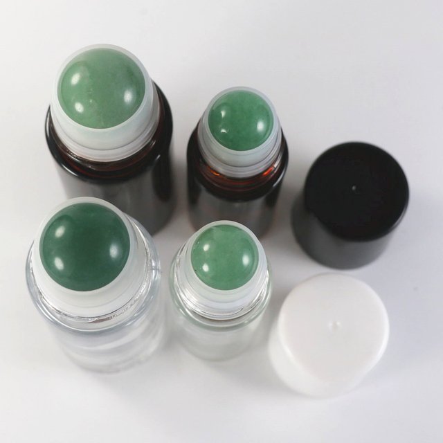 Flacon en verre ambré/transparent de 30 ml/50 ml avec bille roll-on en cristal d'aventurine verte naturelle extra-large pour huile de parfum sous les aisselles