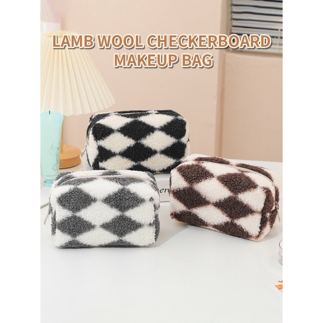 Imitation Lamb Fur Checkered Cosmetic Bag Travel Organizer Portable Large Capacity Grid Washbag