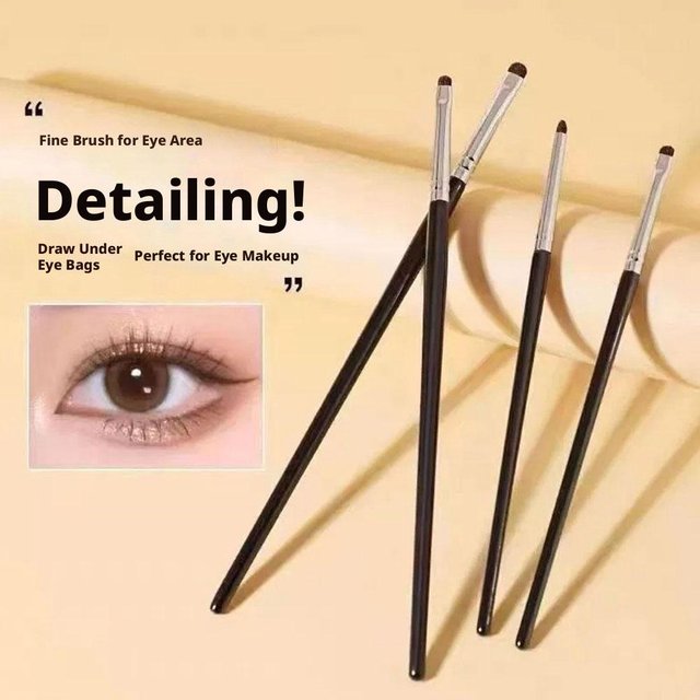 4Pcs Detail Eye Makeup Brush Set Soft Bristle Eyebrow Eyeliner Smudge Brushes for Eyeshadow Lying Silkworm/Brow Cosmetic Tools