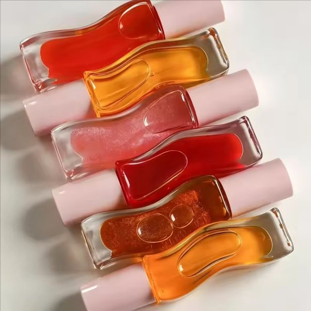Fashion Lip Balm 12 Colors Hydrating Lip Oil Gloss Care of The Lips Benetitnt for Lips Plumping Exfoliating Plumping Lip Makeup