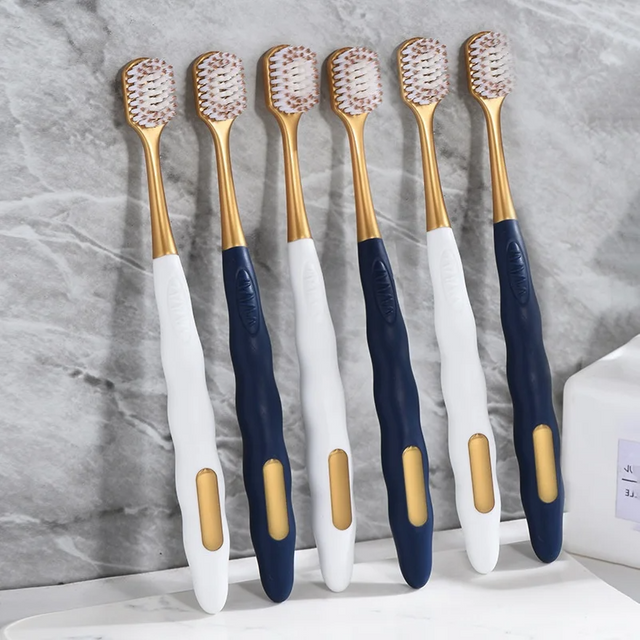 High Quality Wide Head Household 6-pack Adult Soft Bristled Toothbrush For Both Men And Women, Soft And Delicate Details