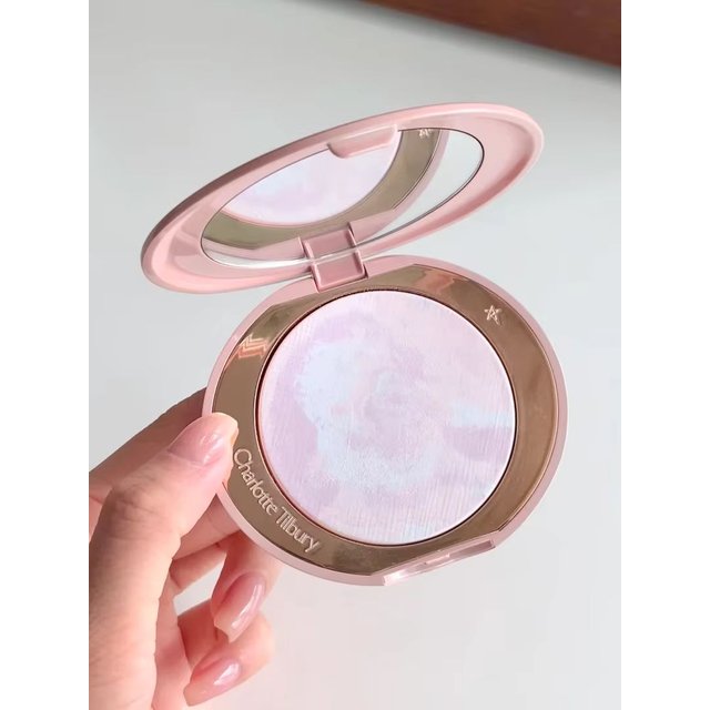 Charlotte Tilbury Matte Lipstick Buildable & Contour Wand Lightweight & Airbrush Powder Soft Focus Mattifying Travel Size Gift