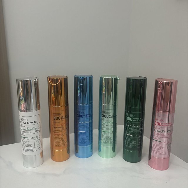 Vita-Light 100/300 Reedle Shot Microneedle Serum Pore-minimizing, Gently Exfoliating, Hydrating Moisturizing, Korean Skincare