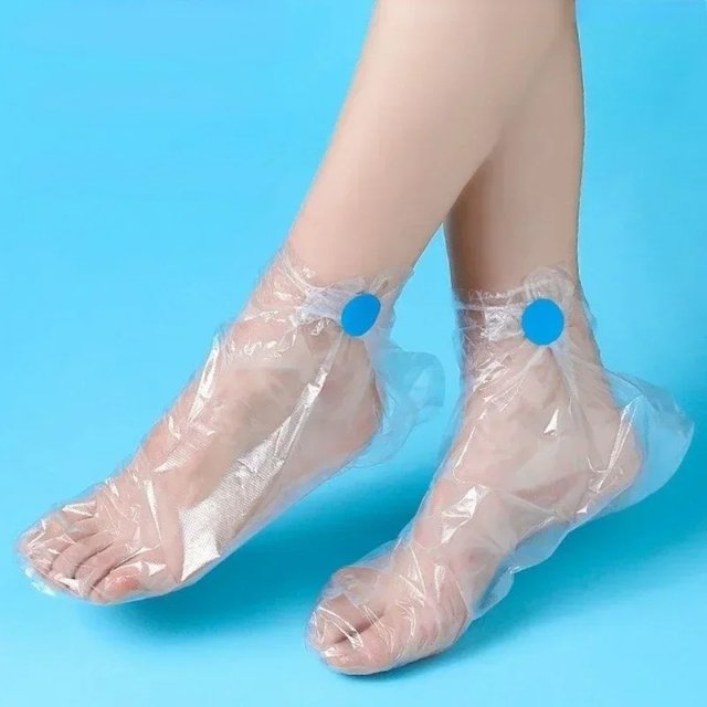 100pcs Disposable Waterproof Foot Film Suite Cracked Foot Protection Cover Soaking Shoes Cover Foot Care Cover