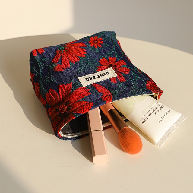 New Mini Female Cosmetic Bag Portable Red Soft Small Sanitary Napkin Storage Bag Commuter Coin Key Bag Portable Bank Card Bag