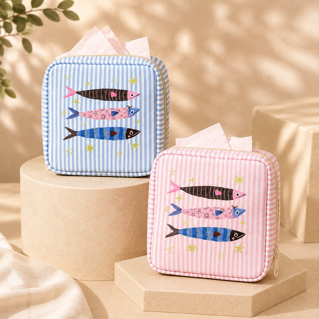 Sanitary Pad Storage Bag Cute Striped Fish Pattern Period Pouch Portable Menstrual Pad Organizer for women Travel Cosmetic Case
