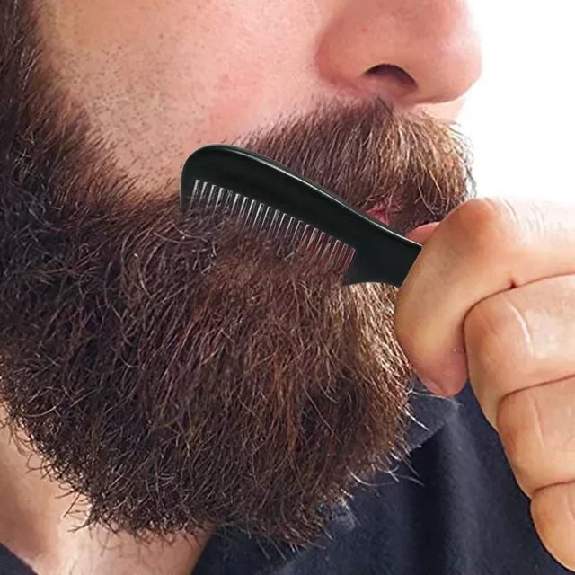 1pc Men Comb Black Mini Pocket Beard Comb for men Plastic Moustache Facial Hairbrush Beard Styling Detangling Combs Barber Combs