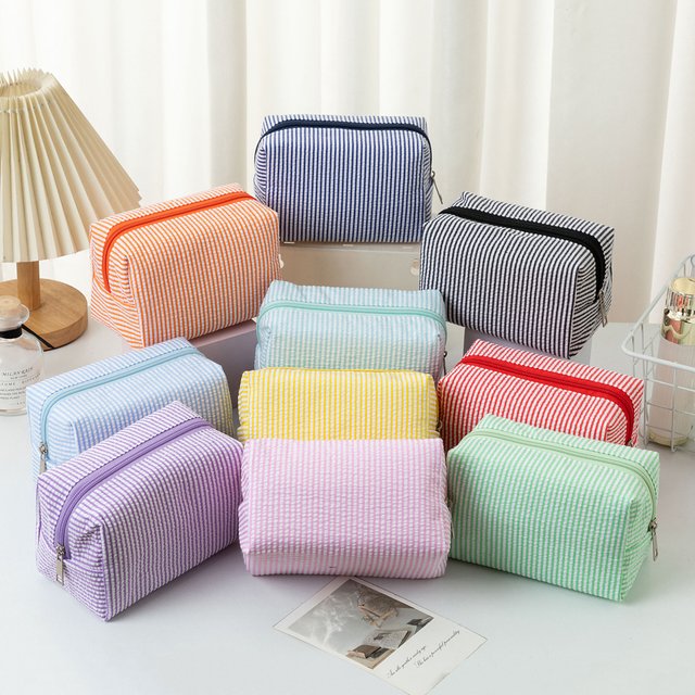 Hot-selling Seersucker Cosmetic Bag, Large-capacity Toilet Bag in Hand, Embroidered Striped Travel Cosmetics Storage Bag