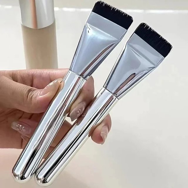 Ultra Face Contour Brush Flat Thin Foundation Brush Lightweight and Thin Contour Brush Blending Foundation Cream Makeup Brushes