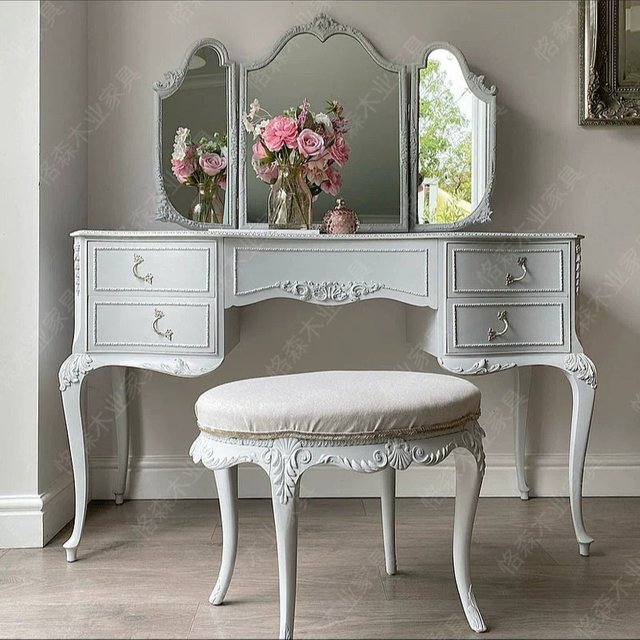 European Luxury Vanity Table Makeup Beauty Cosmetics Vintage Storage Dressing Table Mid Century Corner Vestidores Home Furniture