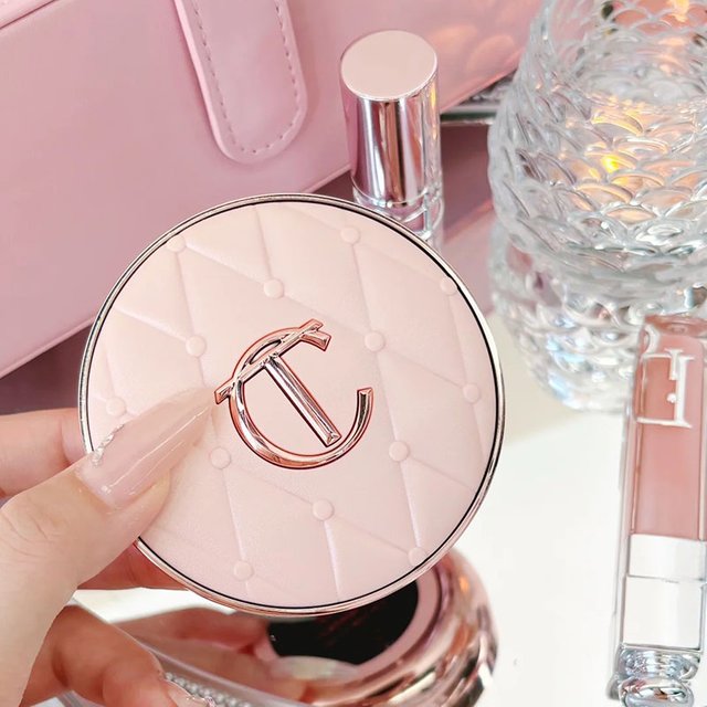 Charlotte Cushion Foundation Cream Moisturize Covering Up Flaws Heart Shape Double Colors Blusher Advanced Tilbury Cosmetics