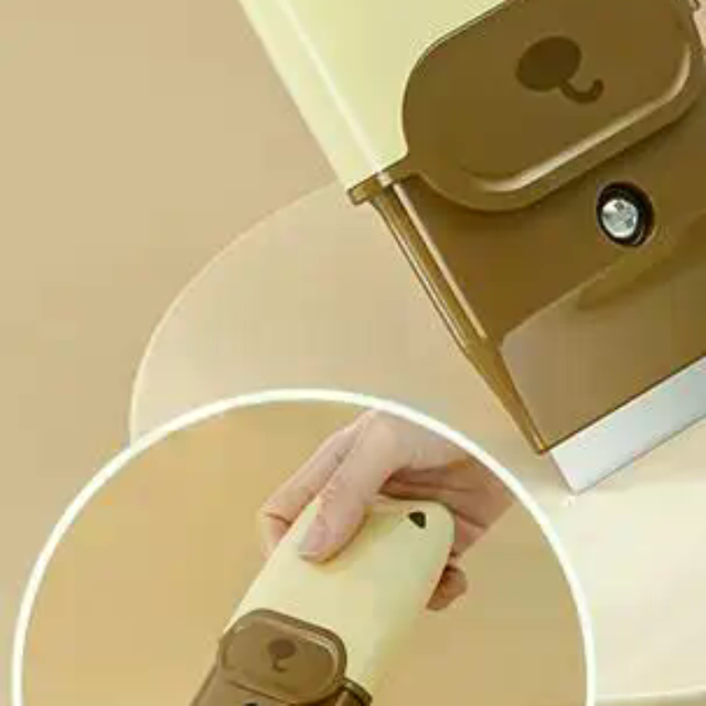 Jouet pulvérisateur d'eau facial amusant, ornement créatif, jouet relaxant à pincer, décoration de table, cadeaux spéciaux pour anniversaires et fêtes