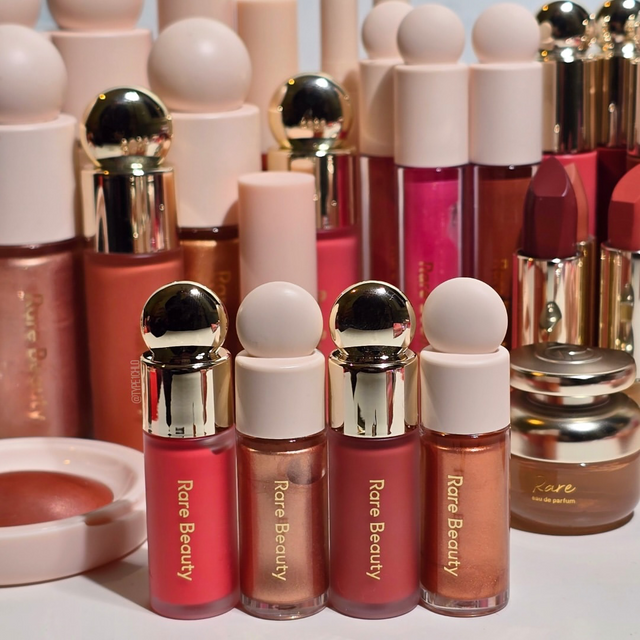 Coffret Rare Beauty : Nouveau blush liquide et illuminateur liquide Enchant, Enlighten, Highlighter, Happy, Joy, Lucky, Love, Hope, Blush Gift