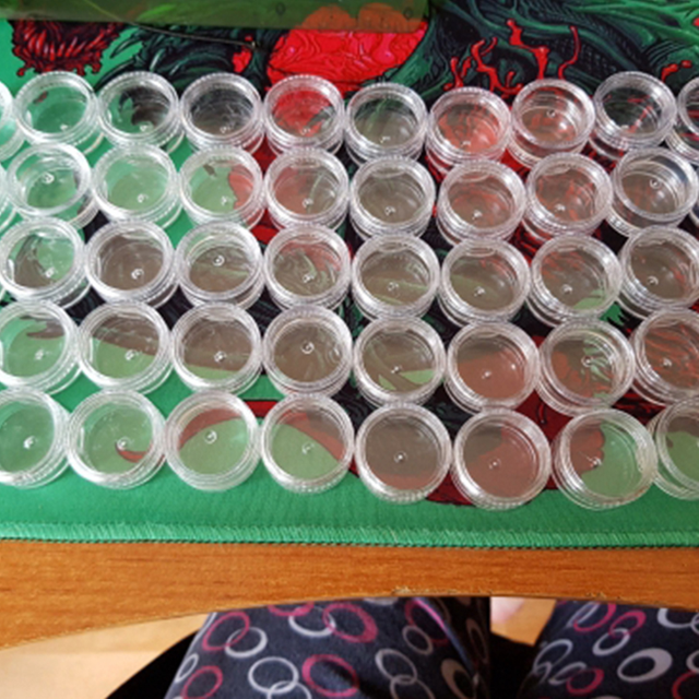 50pcs 5g Mini Sample Clear Cream Jar Mini Cosmetic Bottles Containers Transparent Pot For Nail Arts Small Clear Can Tin For Bal