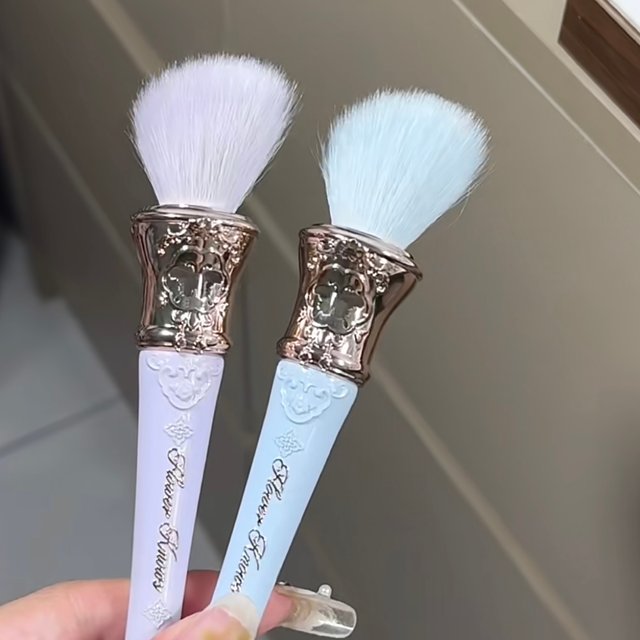 Brosse cosmétique de Ballet fleur cygne, brosse en laine pour poudre de Blush, outil de maquillage doux et moelleux