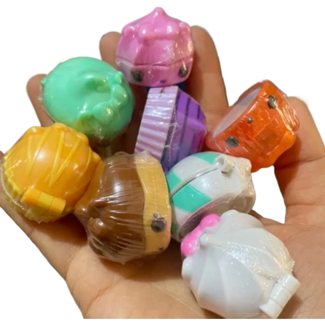 Num Noms Makeup Ointment Lipgloss Stamp Smell Snackables Animal Bunny Figures Model Toy Collection Birthday Gifts room decor toy